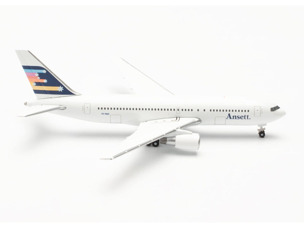 Boeing 767-200 - Ansett, Reg."VH-RMD" - "Southern Cross livery", Herpa, Scala 1:500