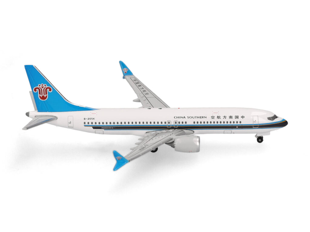 Boeing 737 Max 8 - China Southern Airlines, Reg."B-205K", Herpa, Scala 1:500
