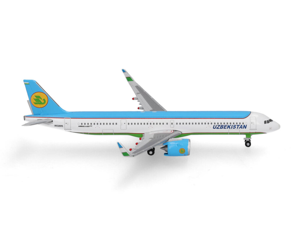 Airbus A321neo - Uzbekistan Airways, Reg."UK32105", Herpa scala 1:500