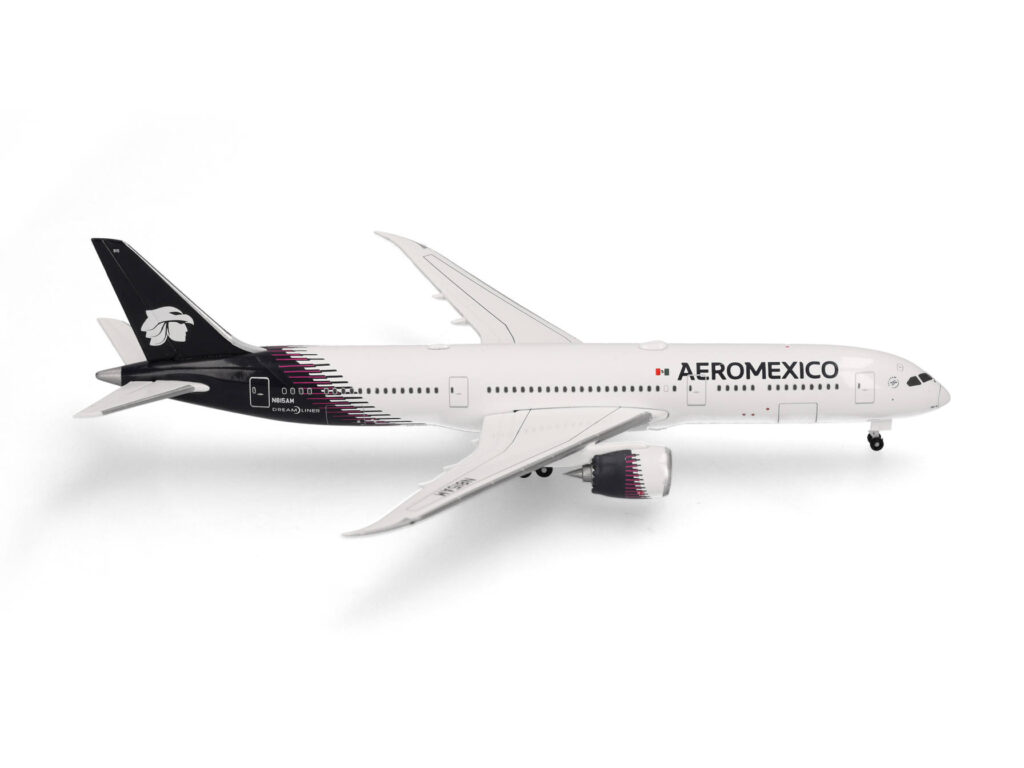 Boeing 787-9 Dreamliner - Aeroméxico, Reg."N815AM", Scala 1:500