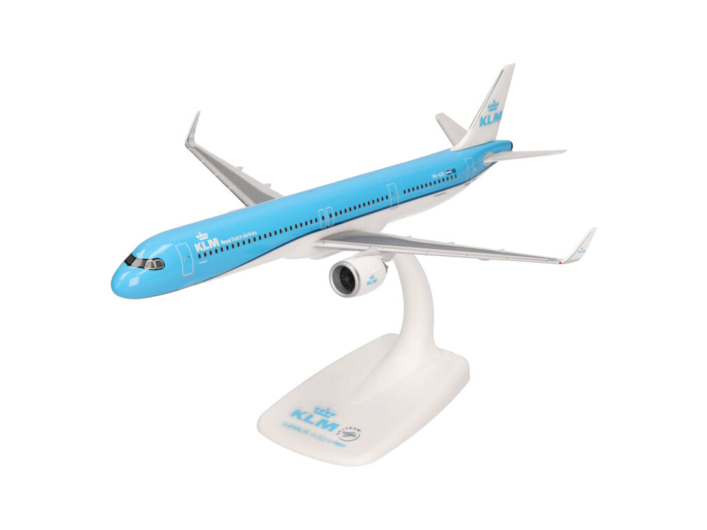Airbus A321neo - KLM, Reg."PH-AXC", "Citroenvlinder/Common Brimstone", Herpa, Scala 1:200