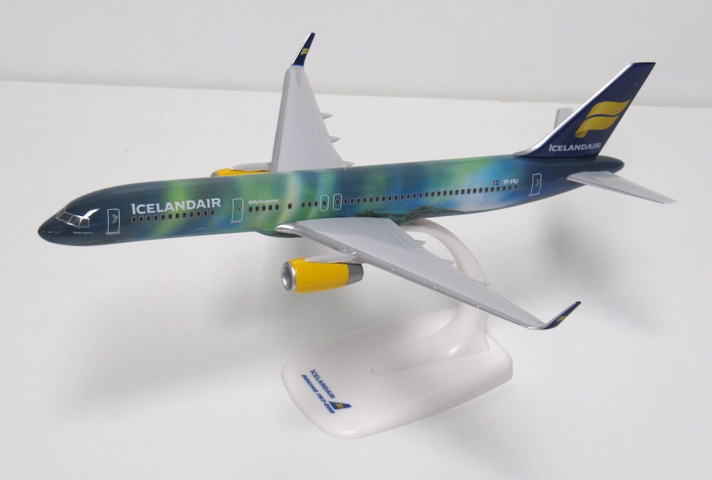 Boeing 757-200 - ICELANDAIR, Reg."TF-FIU","Hekla Aurora", PPC, Scala 1:200